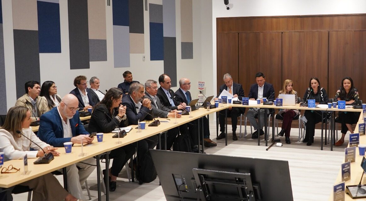 La Sociedad Portuaria Regional de Santa Marta S.A. participó en la reunión convocada por la Cámara Colombiana de la Infraestructura con la Ministra de Transporte del gobierno entrante, doctora Elsa Noguera